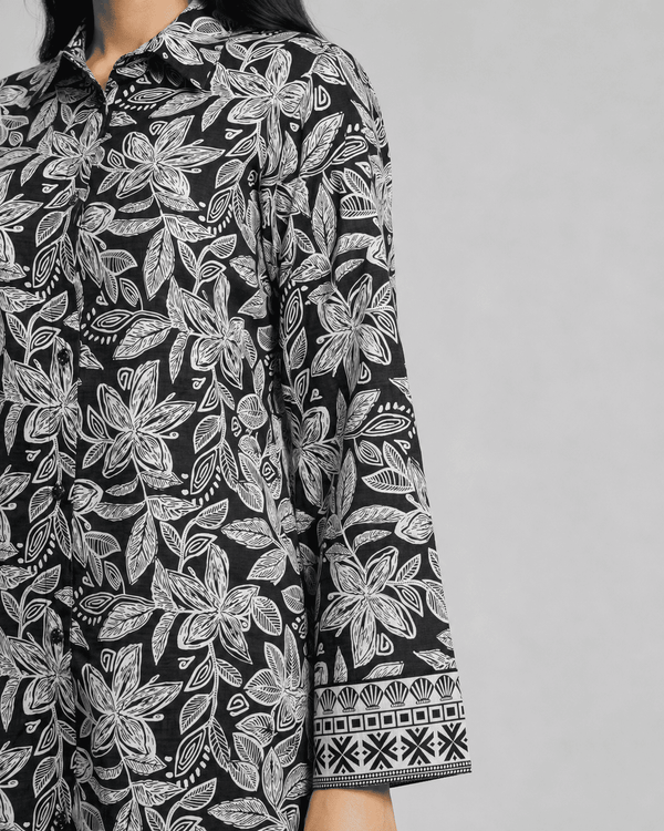 Monochrome Muse – Stitched Cambric Slub Suit